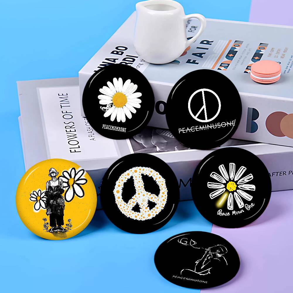 Peat Pellet Tray - P-P-Peaceminusones LOGO 58mm Animals Funny Brooches